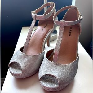 Torrid 4H Silver T Strap Platform Heel